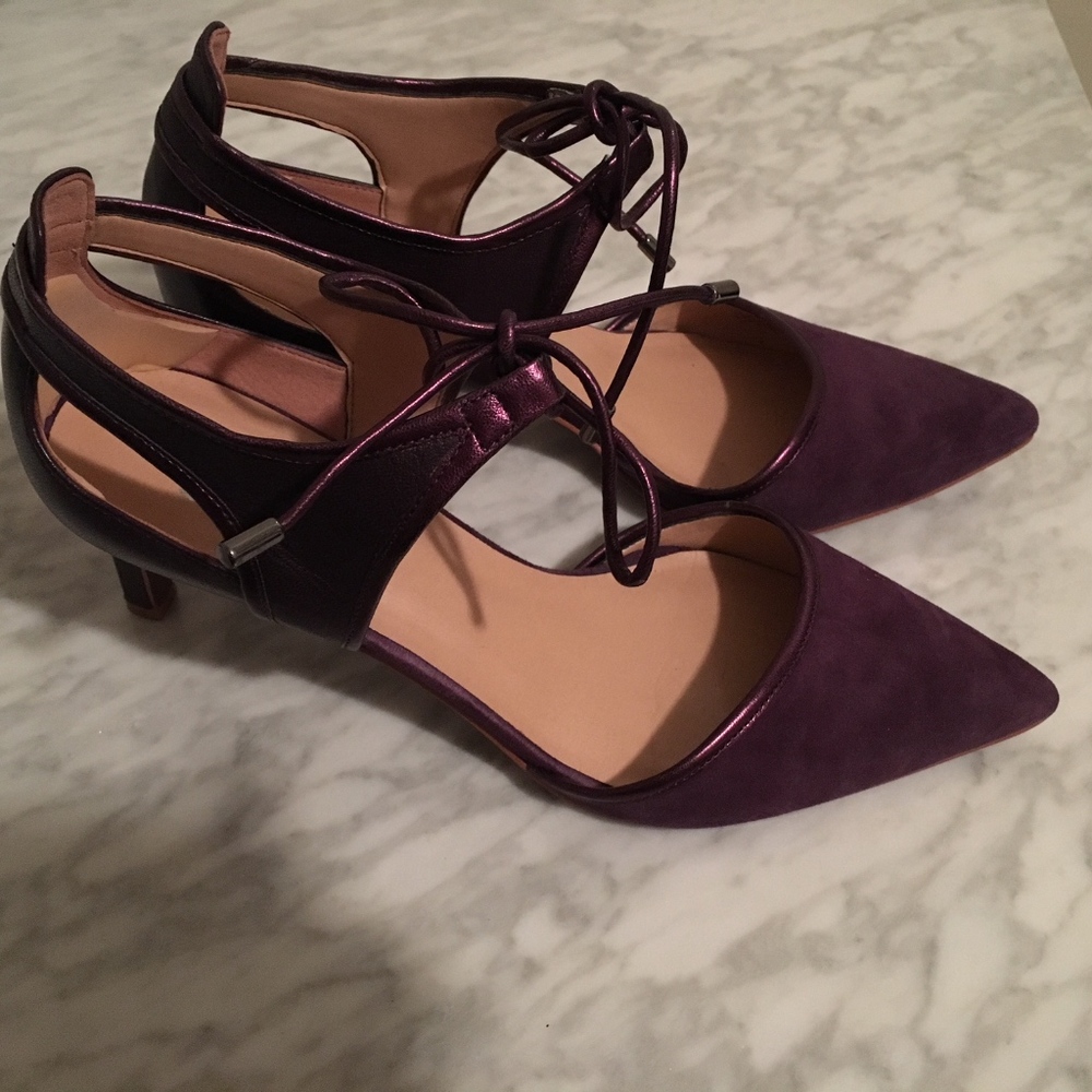 Gorgeous + Comfortable Purple Heels Like New